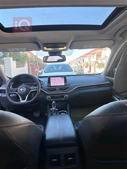 نيسان ألتيما